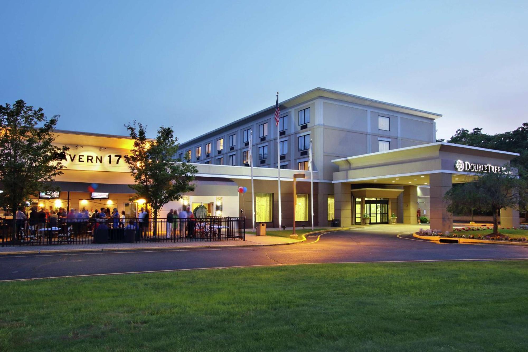 Doubletree By Hilton Mahwah Ξενοδοχείο Εξωτερικό φωτογραφία